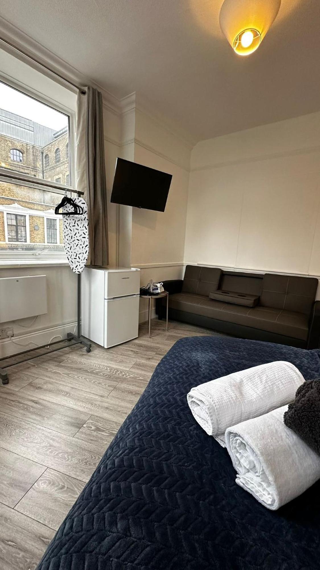 Wandsworth Guest Rooms 64 London Room photo